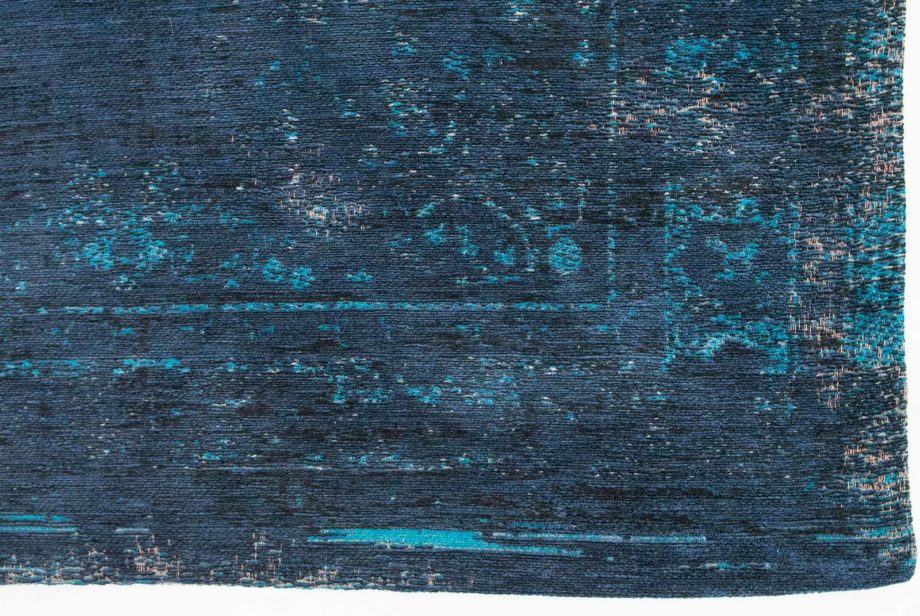 Louis De Poortere carpet LX 8254 Fading World Medaillon Blue Night corner