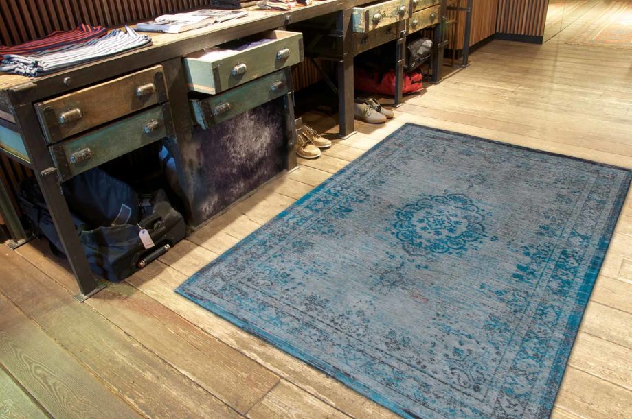 Louis De Poortere carpet LX 8255 Fading World Medaillon Grey Turquoise interior 2