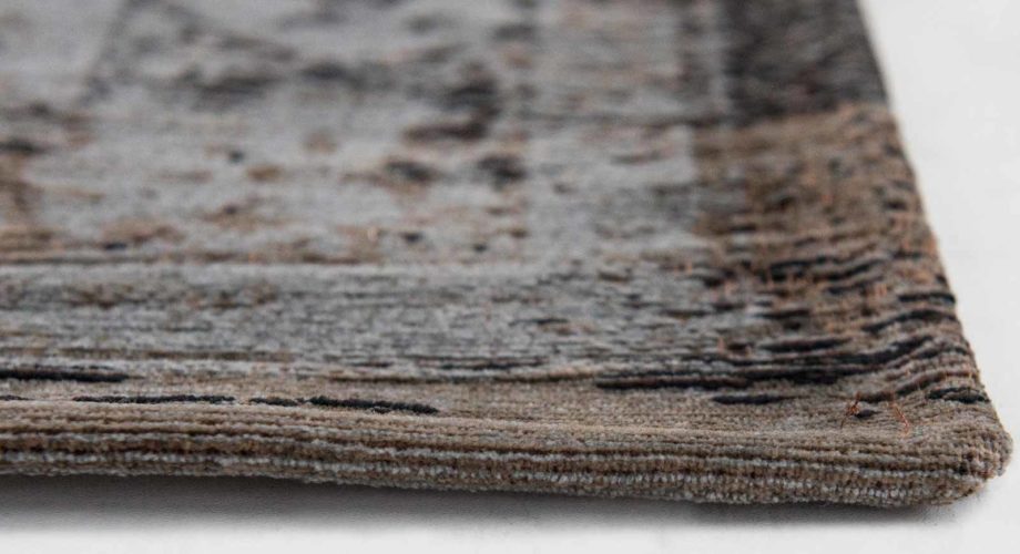 Louis De Poortere carpet LX 8257 Fading World Medaillon Grey Ebony side