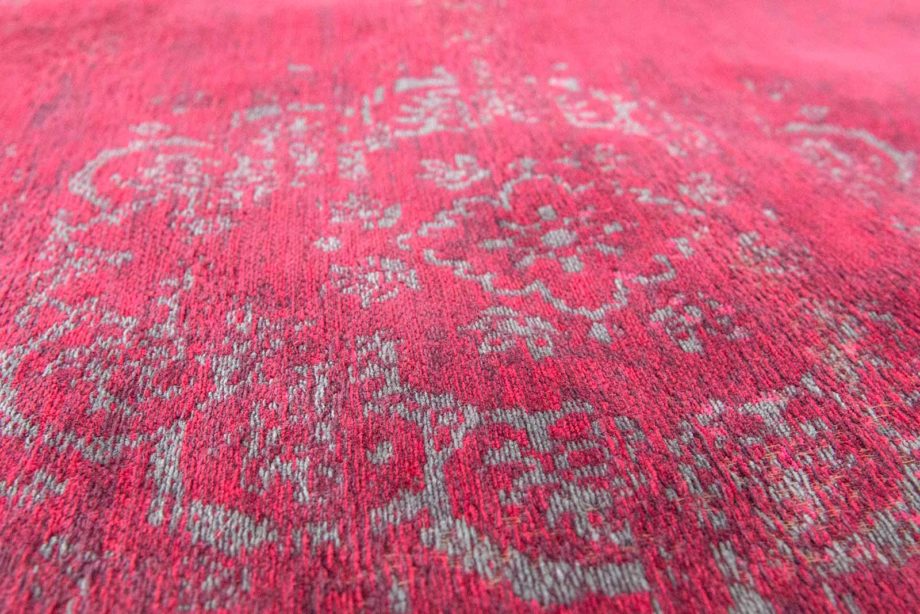 Louis De Poortere carpet LX 8260 Fading World Medaillon Scarlet zoom