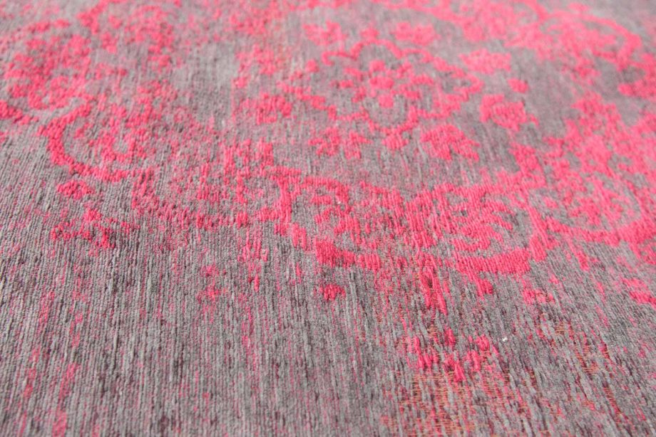 Louis De Poortere carpet LX 8261 Fading World Medaillon Pink Flash zoom
