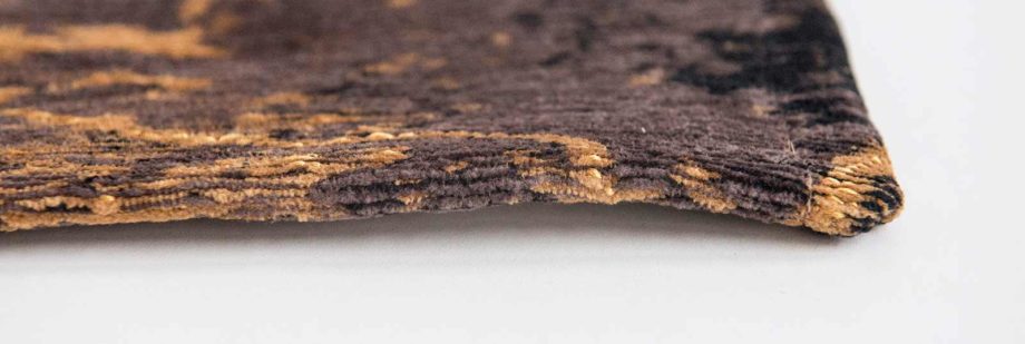 Louis De Poortere carpet LX 8618 Mad Men Cracks Deep Mine side