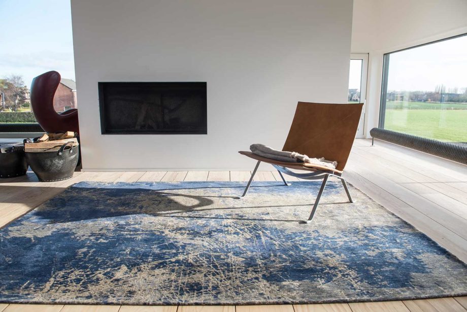 Louis De Poortere carpet LX 8629 Mad Men Cracks Abyss Blue interior