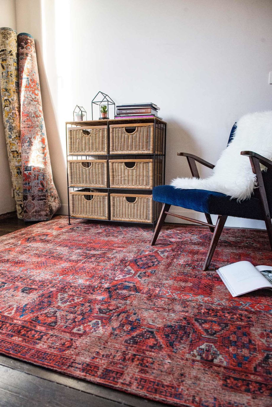 Louis De Poortere carpet LX 8719 Antiquarian Antique Hadschlu 782 Red interior 2