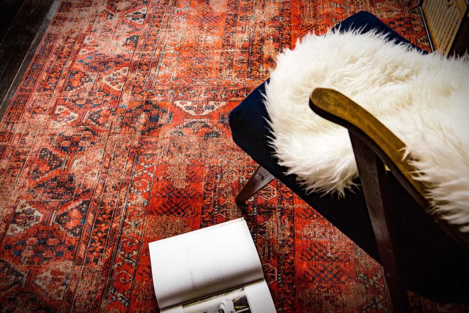 Louis De Poortere carpet LX 8719 Antiquarian Antique Hadschlu 782 Red interior