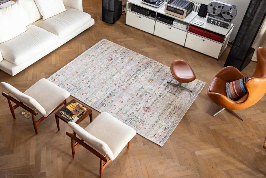 Louis De Poortere carpet LX 8894 Antiquarian Ushak Turkish Delight interior 2