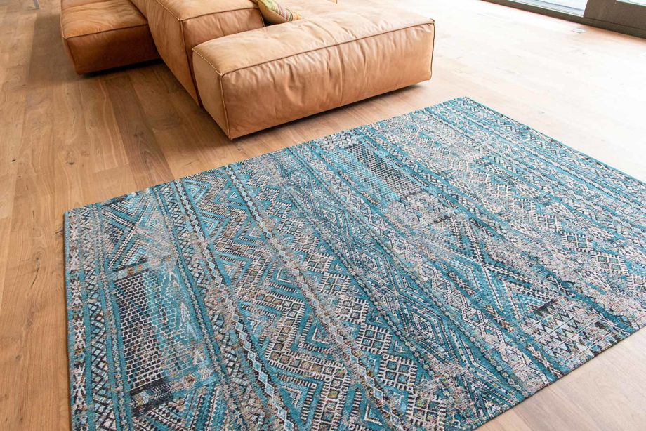 Louis De Poortere carpet LX 9110 Antiquarian Kilim Zemmuri Blue interior 6