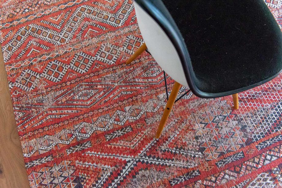 Louis De Poortere carpet LX 9115 Antiquarian Kilim Fez Red interior 4