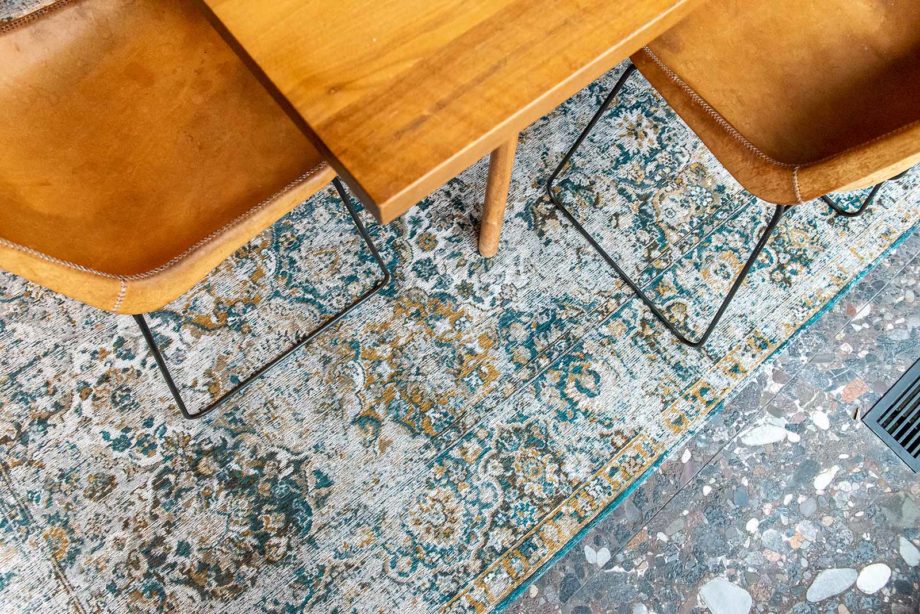 Louis De Poortere carpet LX 9127 Antiquarian Bakhtiari Fener interior 1