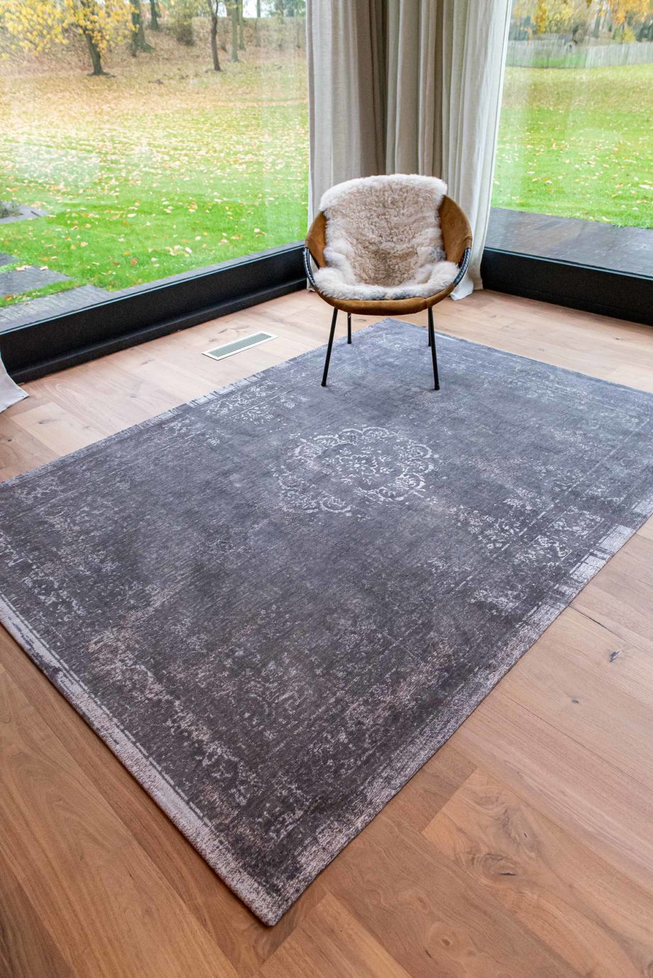 Louis De Poortere carpet LX 9148 Fading World Stone interior 7