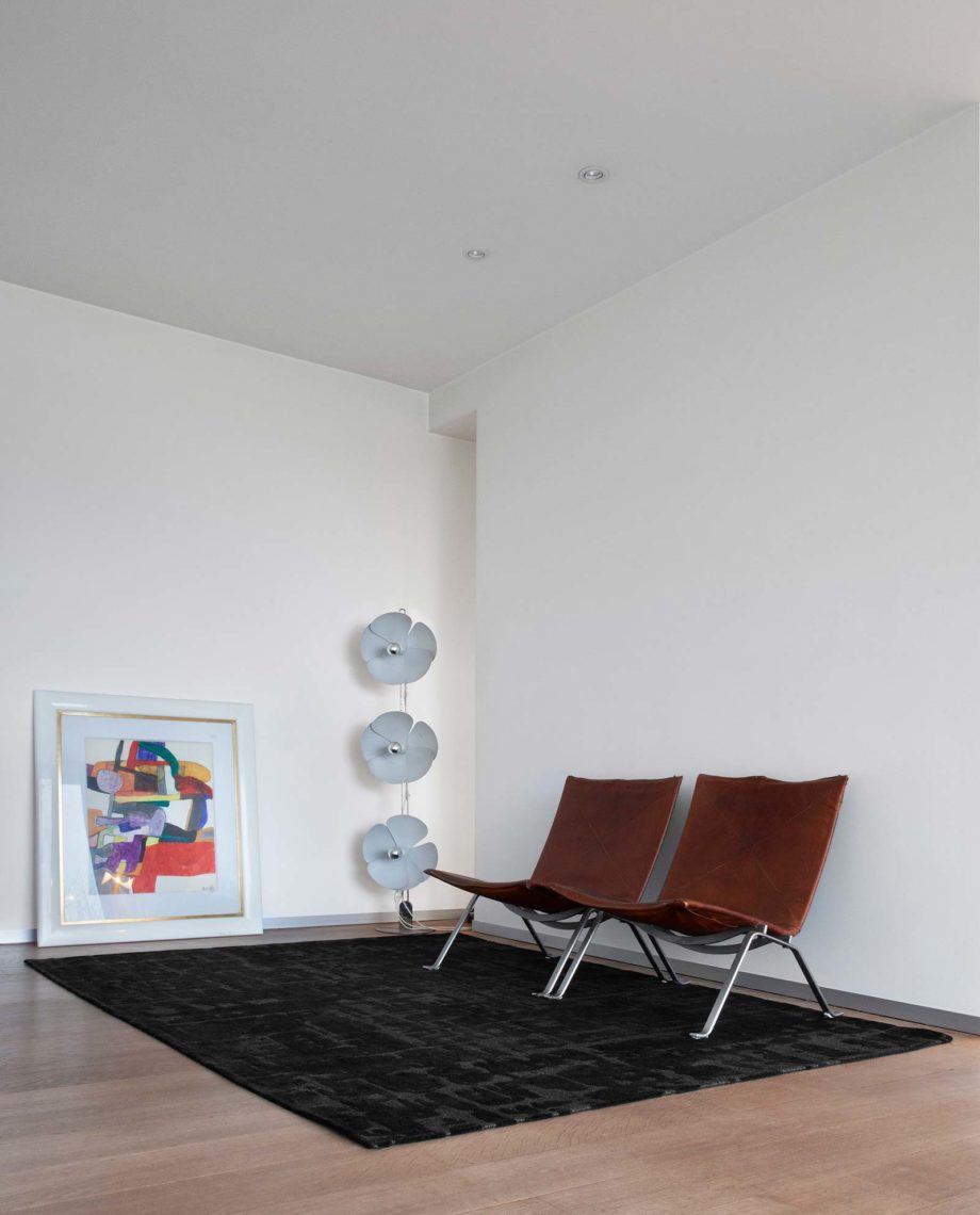 Louis De Poortere carpet LX 9200 Structures Baobab Black Water interior 1