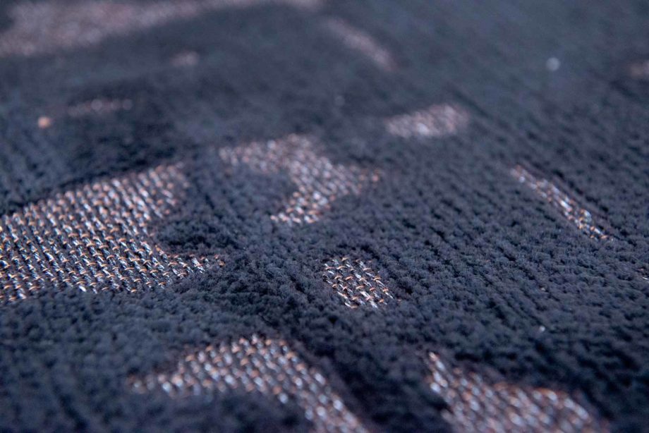 Louis De Poortere carpet LX 9200 Structures Baobab Black Water zoom 2