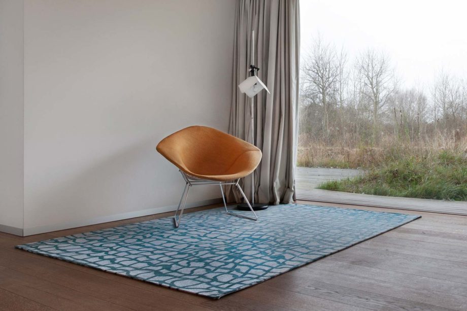 Louis De Poortere carpet LX 9203 Mad Men Dedalo Blue Marine interior 2