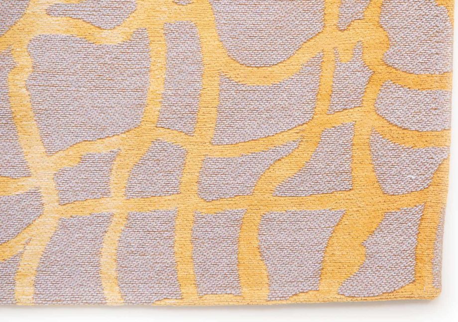 Louis De Poortere carpet LX 9205 Mad Men Dedalo Yellow Scarab corner