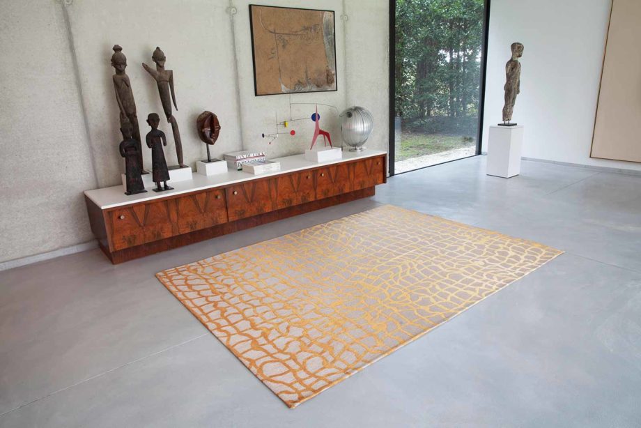 Louis De Poortere carpet LX 9205 Mad Men Dedalo Yellow Scarab interior 1