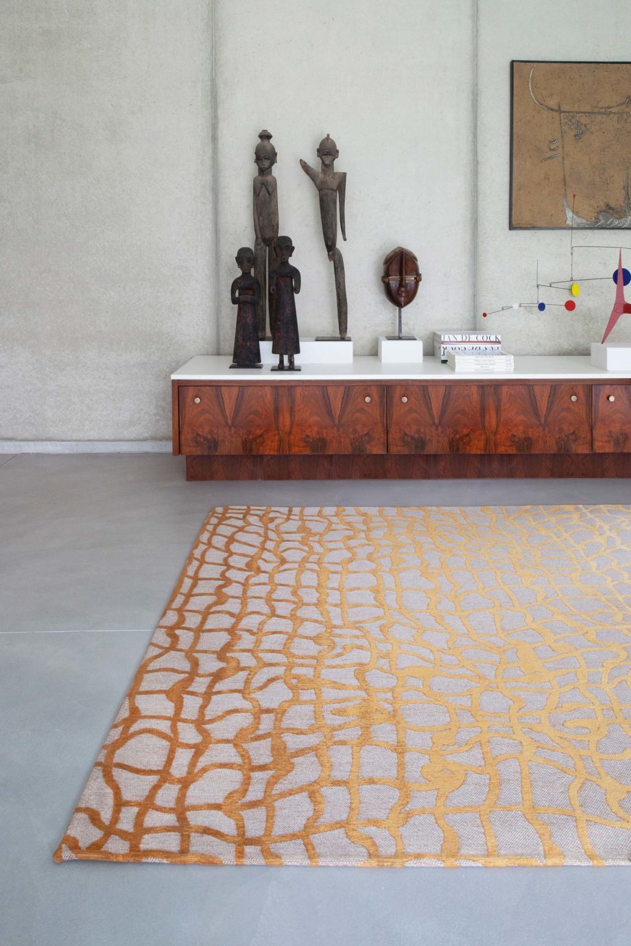 Louis De Poortere carpet LX 9205 Mad Men Dedalo Yellow Scarab interior 4