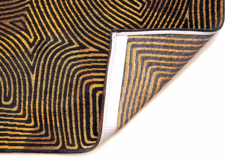 Louis De Poortere carpet LX 9227 Meditation Coral Black Gold back