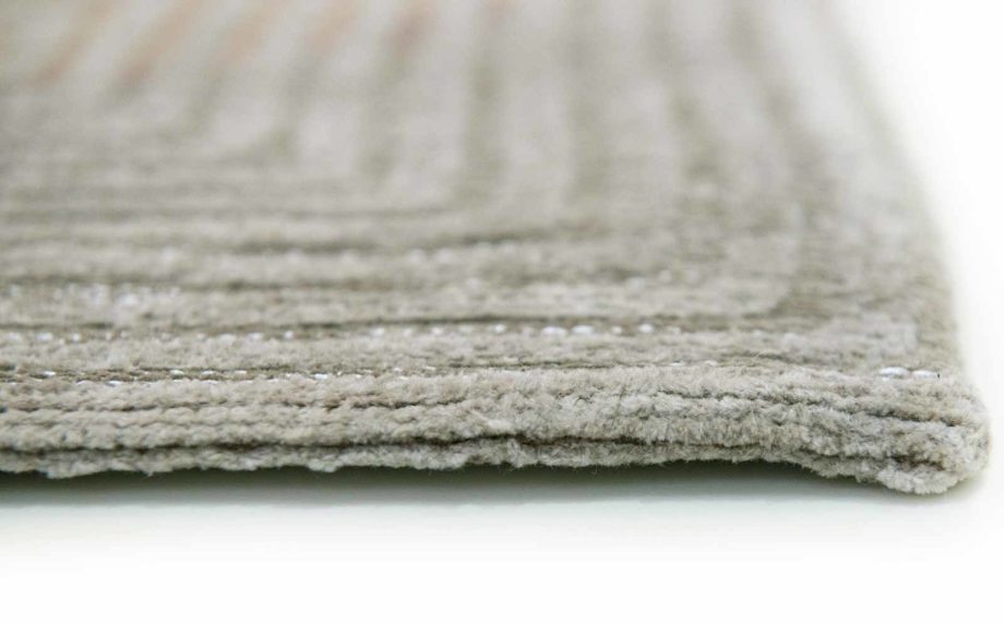 Louis De Poortere carpet LX 9229 Meditation Coral Shell Beige side