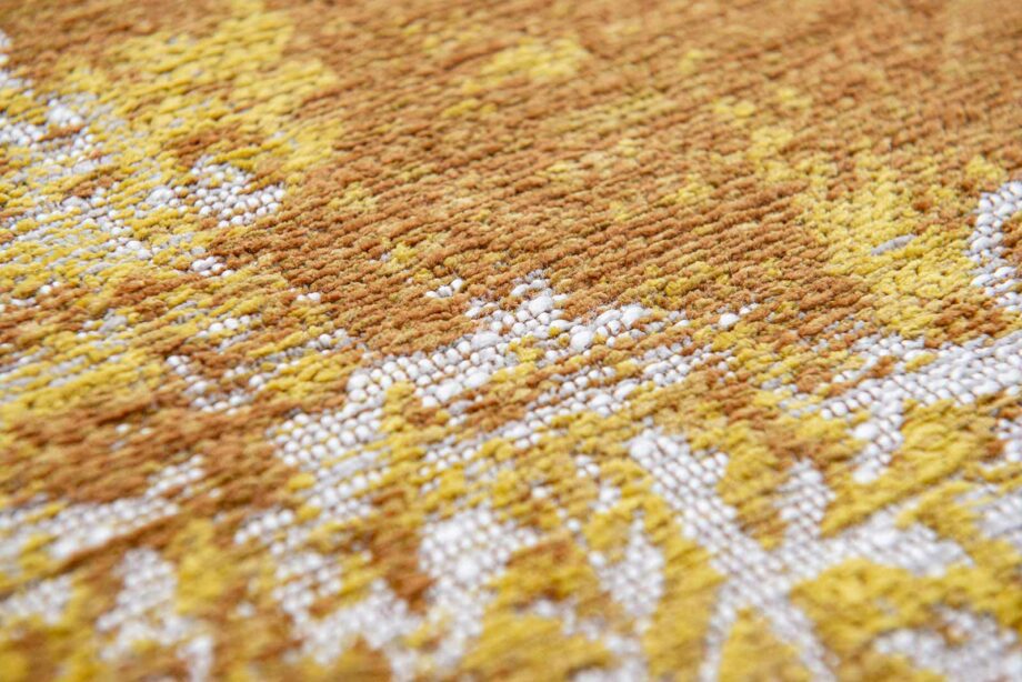 Louis De Poortere carpet Fading World Kirman 9377 Sunwax zoom 1