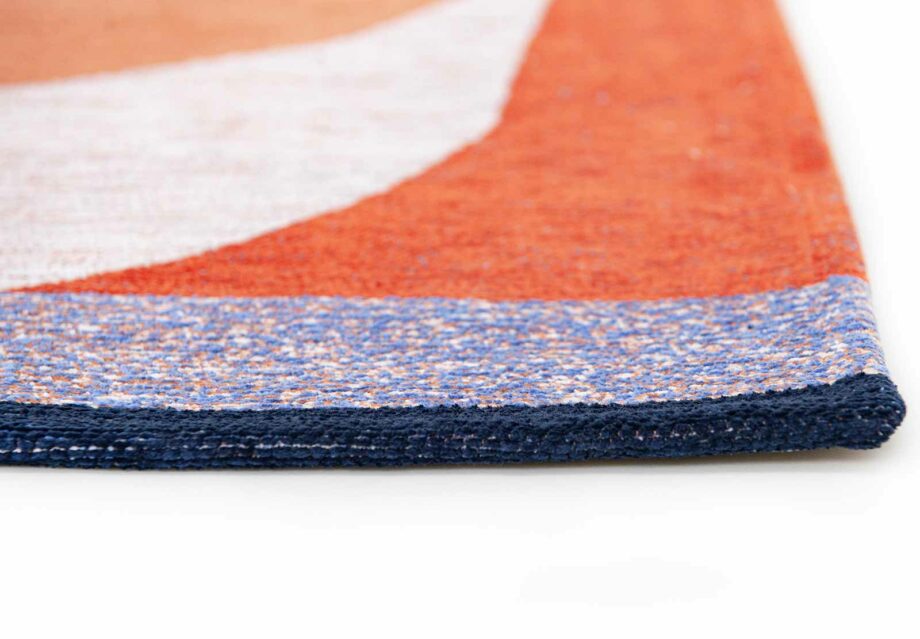 Louis De Poortere carpet Gallery Shapes 9368 Carpe Diem side