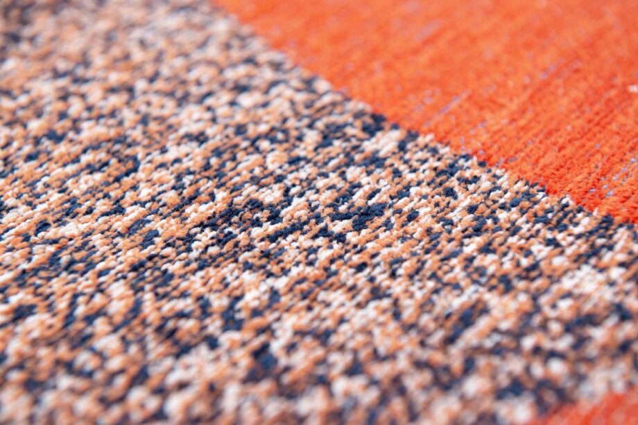 Louis De Poortere carpet Gallery Shapes 9368 Carpe Diem zoom 1