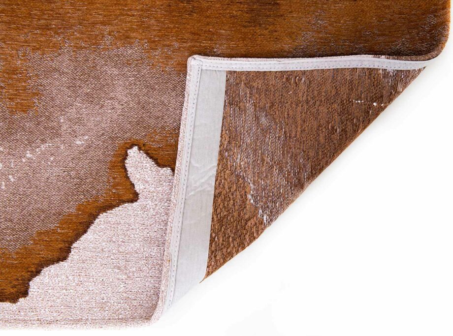 Louis De Poortere carpet Meditation Lagoon 9326 Chestnut back