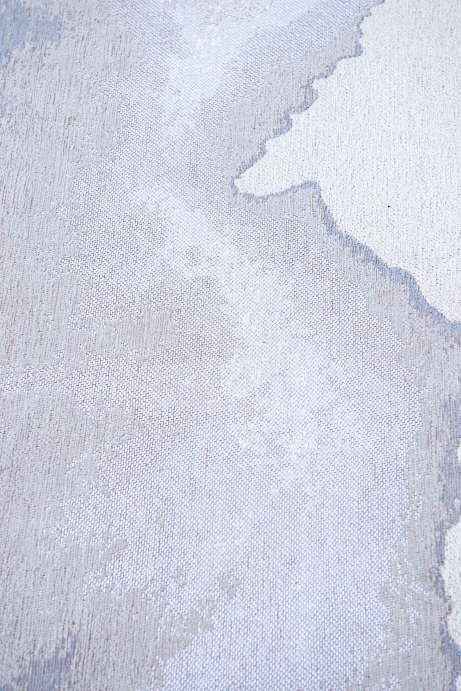 Louis De Poortere carpet Meditation Lagoon 9328 Iode zoom 2