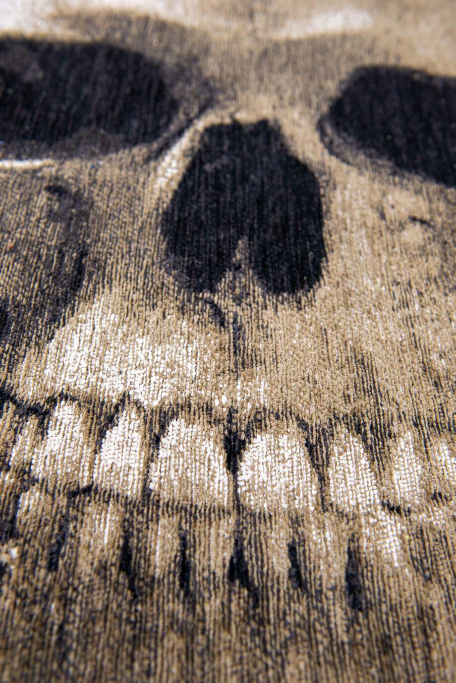 Louis De Poortere carpet Pop 9391 Funny Bones zoom 1