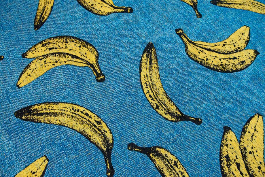 Louis De Poortere carpet Pop 9394 California Blue zoom 1