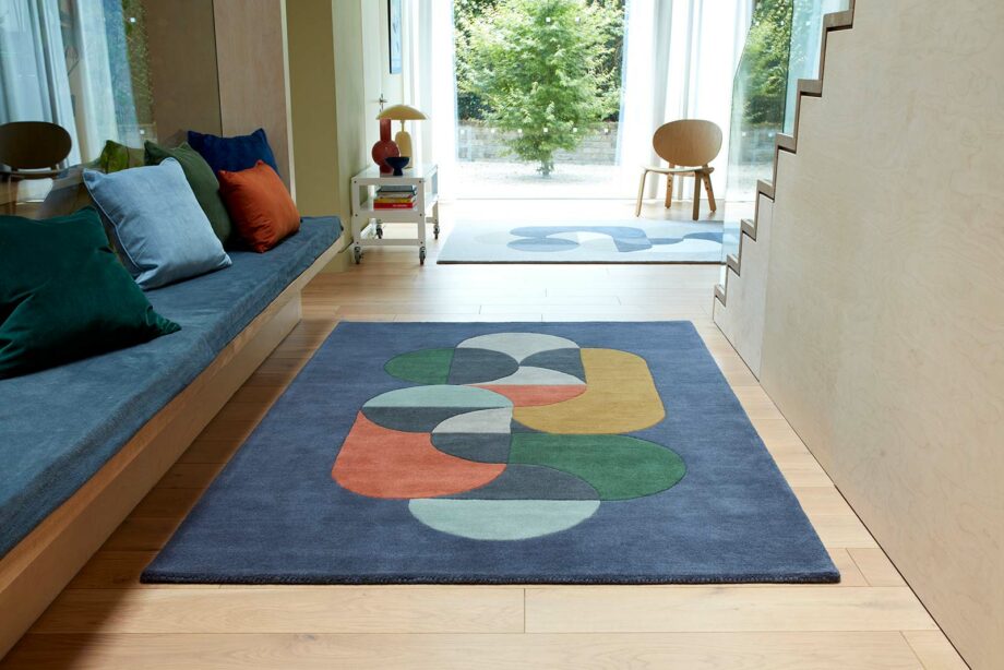 Asiatic carpet Matrix 91 Statement Navy interior 2