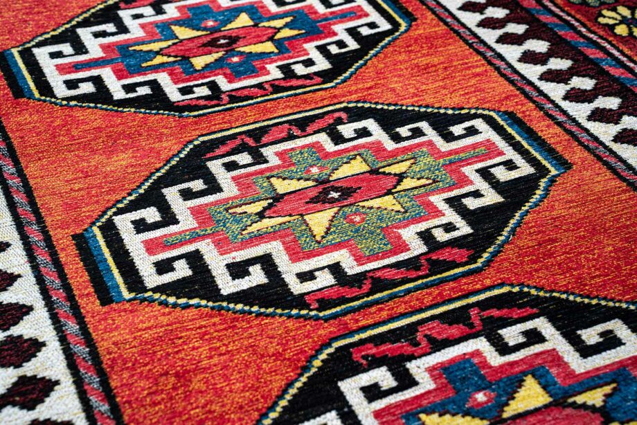 Louis De Poortere carpet Antiquarian Antalia 9844 Red Mix zoom 2