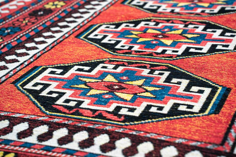 Louis De Poortere carpet Antiquarian Antalia 9844 Red Mix zoom 3