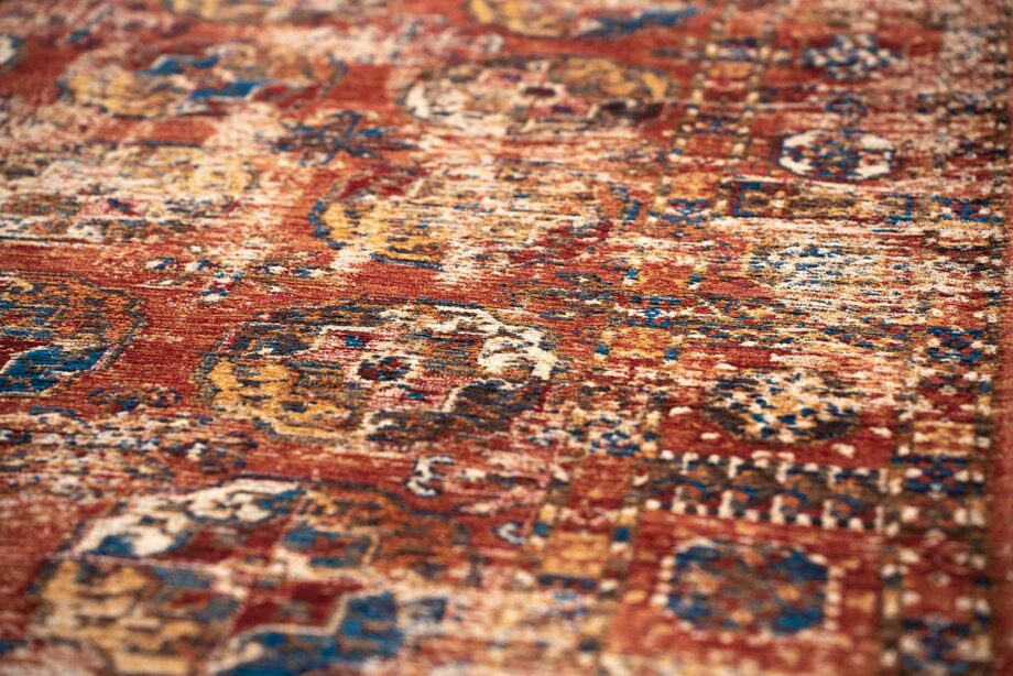 Louis De Poortere carpet Antiquarian Kasak 9841 Aksou zoom