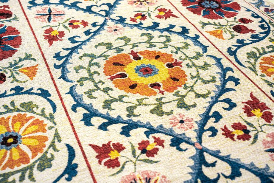 Louis De Poortere carpet Antiquarian Suzani 9728 Origine zoom