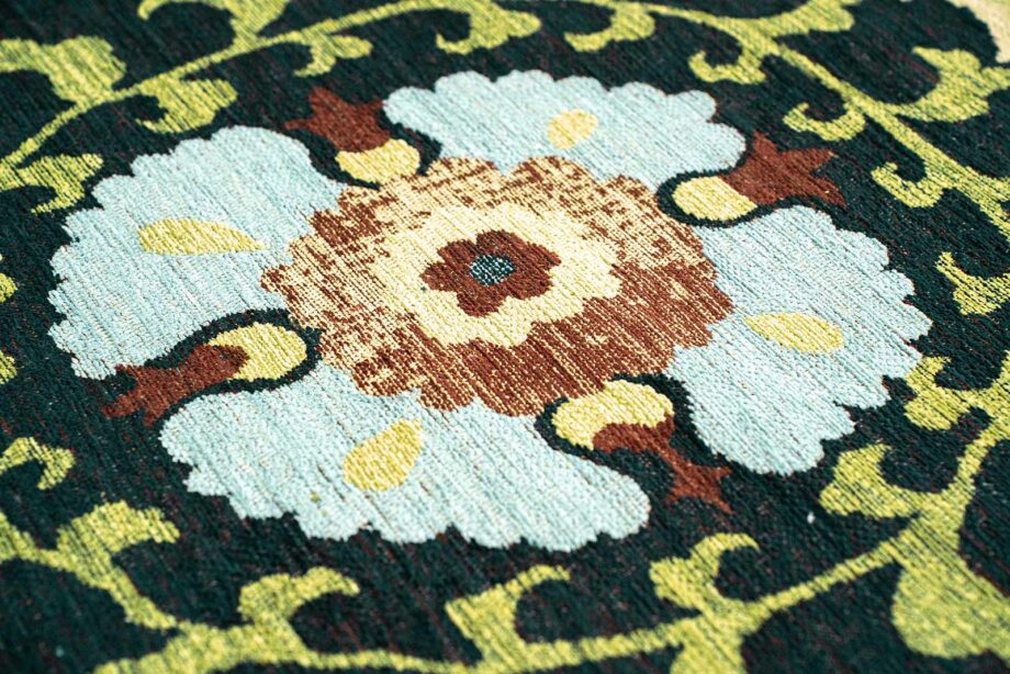 Louis De Poortere carpet Antiquarian Suzani 9729 Bavaria zoom