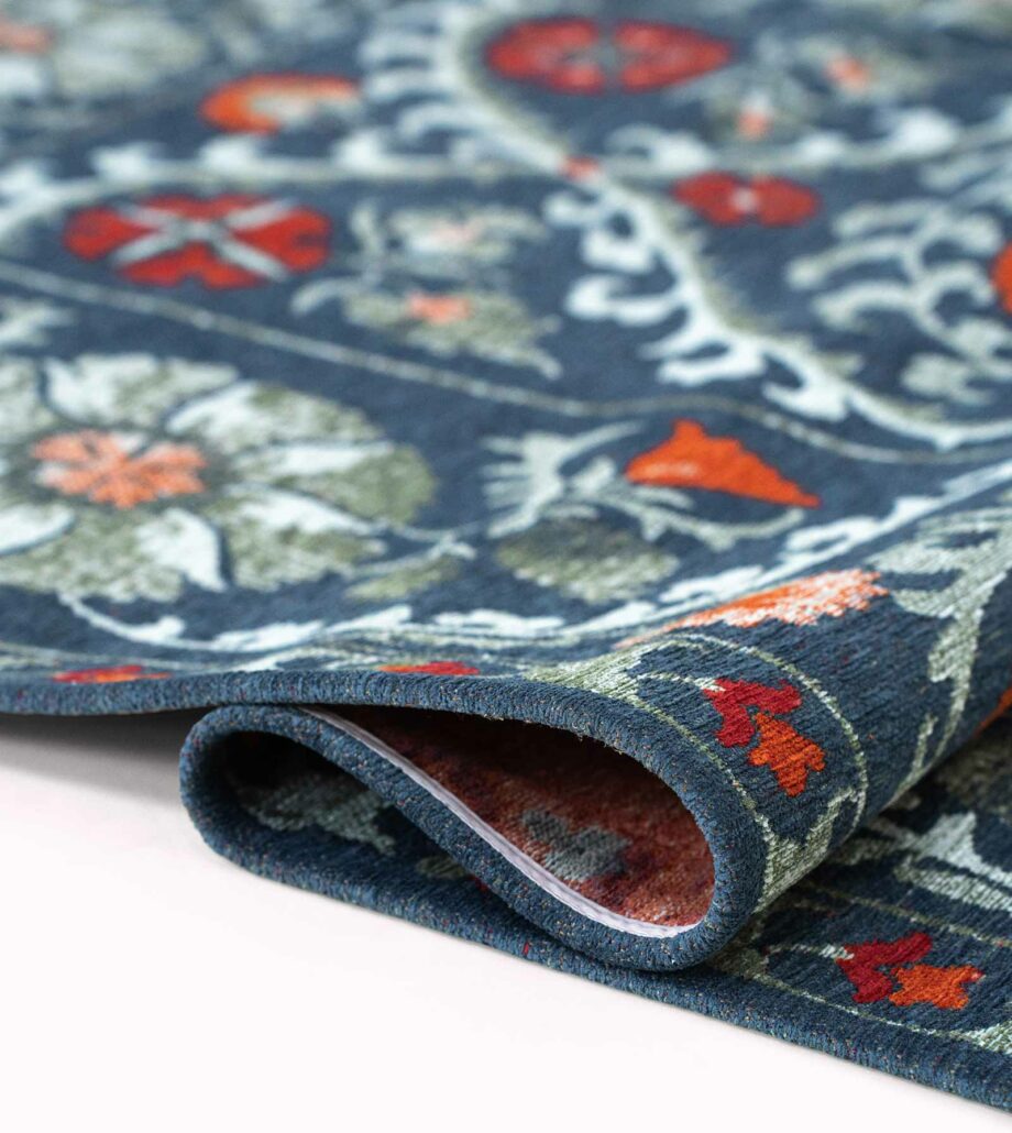 Louis De Poortere carpet Antiquarian Suzani 9730 Nordic fold