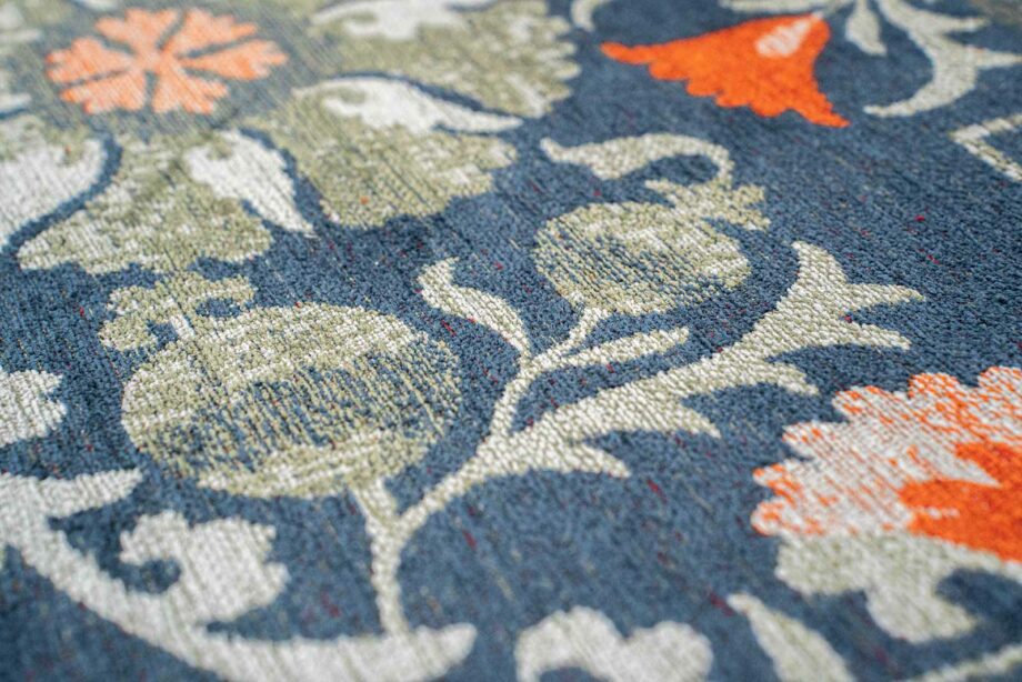 Louis De Poortere carpet Antiquarian Suzani 9730 Nordic zoom