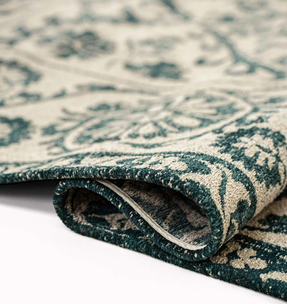 Louis De Poortere carpet Antiquarian Suzani 9733 Notos fold