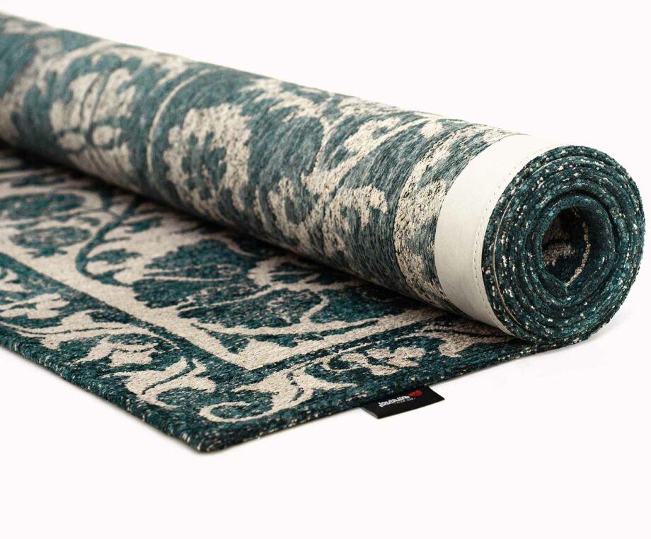Louis De Poortere carpet Antiquarian Suzani 9733 Notos roll