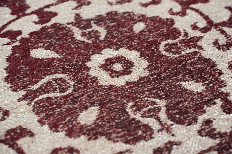 Louis De Poortere carpet Antiquarian Suzani 9734 Zephyr zoom 4