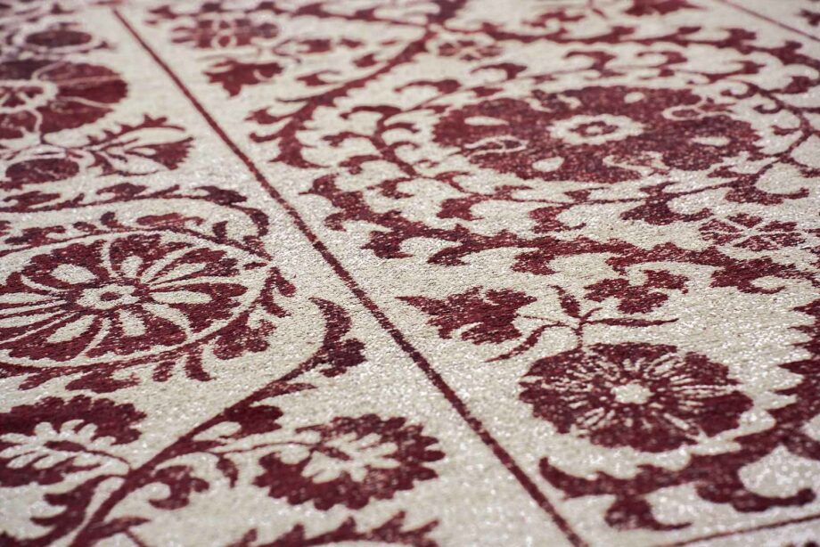 Louis De Poortere carpet Antiquarian Suzani 9734 Zephyr zoom 6
