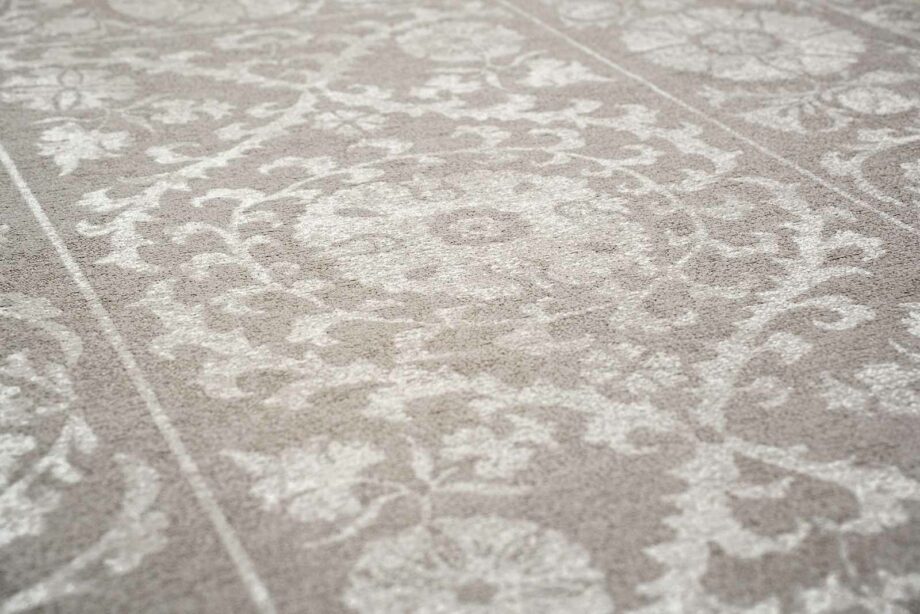 Louis De Poortere carpet Antiquarian Suzani 9846 Boree zoom 4