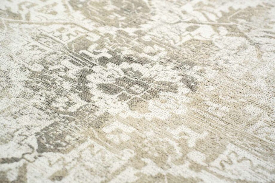 Louis De Poortere carpet Antiquarian Tabriz 9647 Suede zoom 2