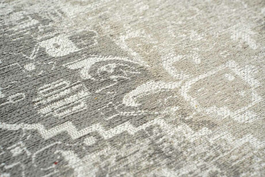 Louis De Poortere carpet Antiquarian Tabriz 9647 Suede zoom 4