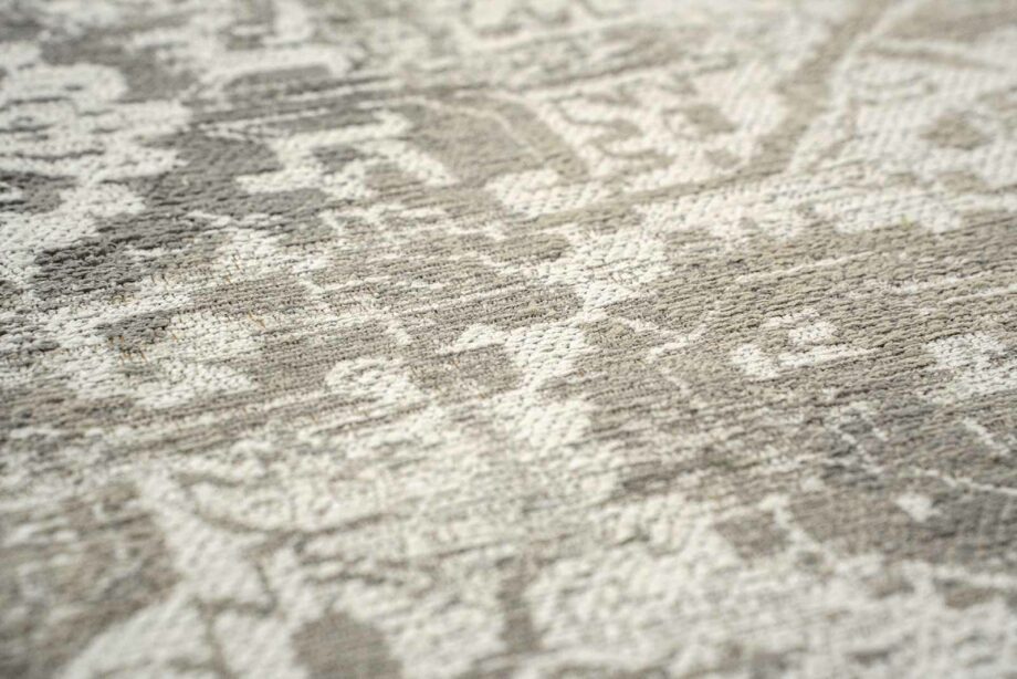 Louis De Poortere carpet Antiquarian Tabriz 9647 Suede zoom 7