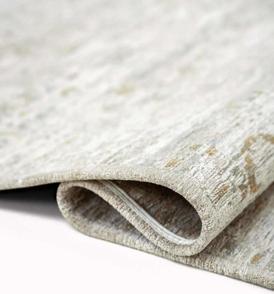 Louis De Poortere carpet Antiquarian Ushak 9837 Yenikapi Light fold