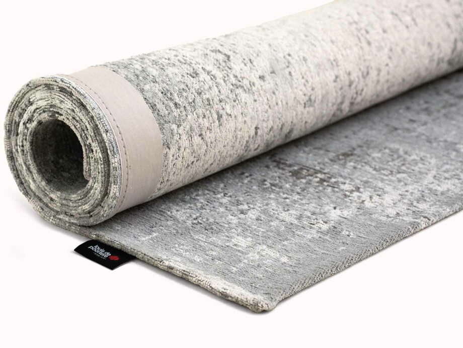 Louis De Poortere carpet Mad Men Virgin Land 9655 Venus roll