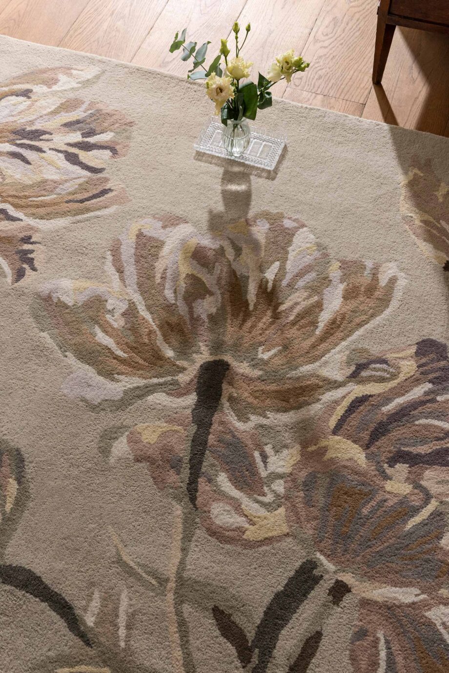 Laura Ashley Gosford Natural Sage Green 081307 interior B