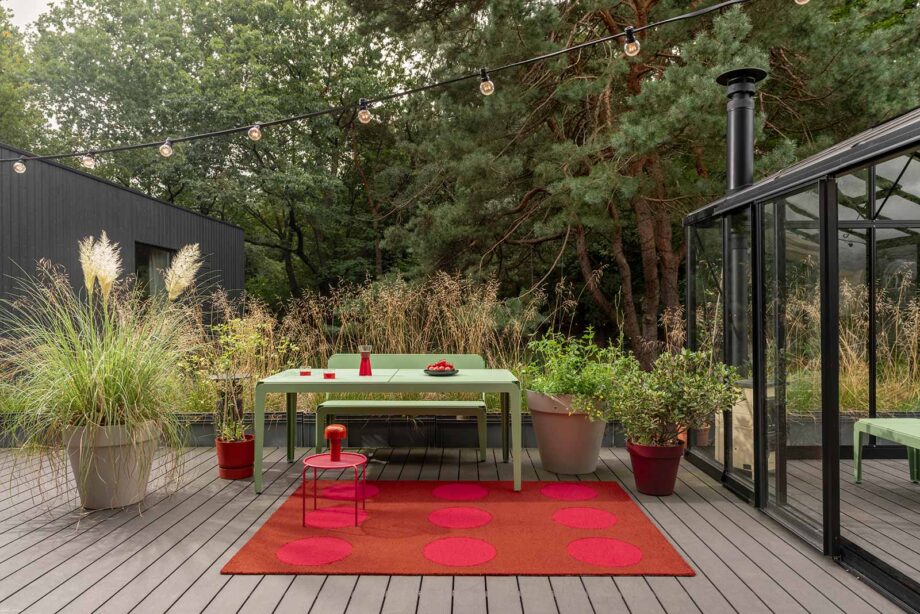 Brink Campman Festival Dots Red 495800 interior A outdoor