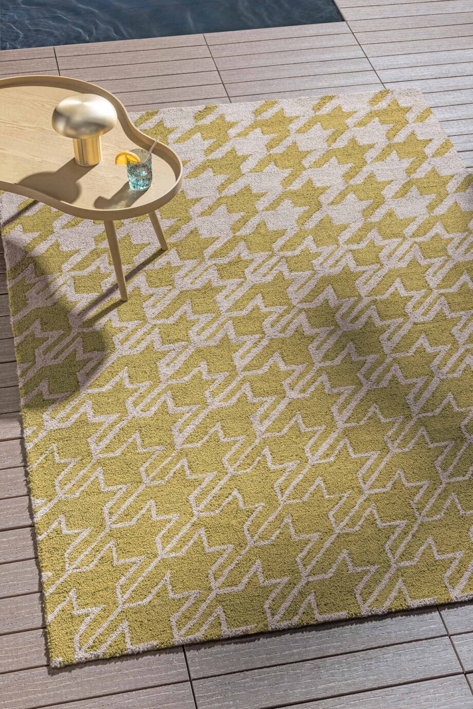 Ted Baker Houndstooth Mustard 455706 interior A PET outdoor